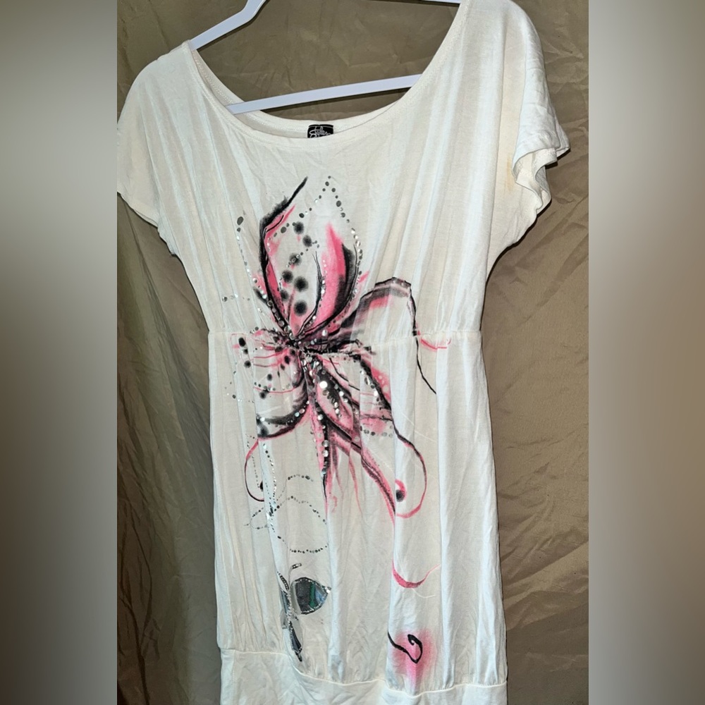 Styles White/Floral Short Sleeve